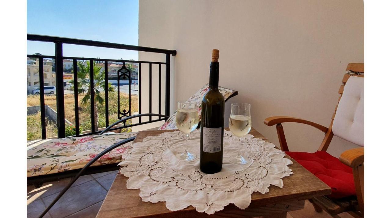 Petras Cozy Nest, 1-Bedroom Apt., Paphos-Universal Exterior foto